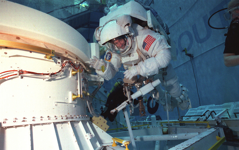 Illustration for article titled Why This Astronaut Thinks NASA Can Save Humanity From Extinction